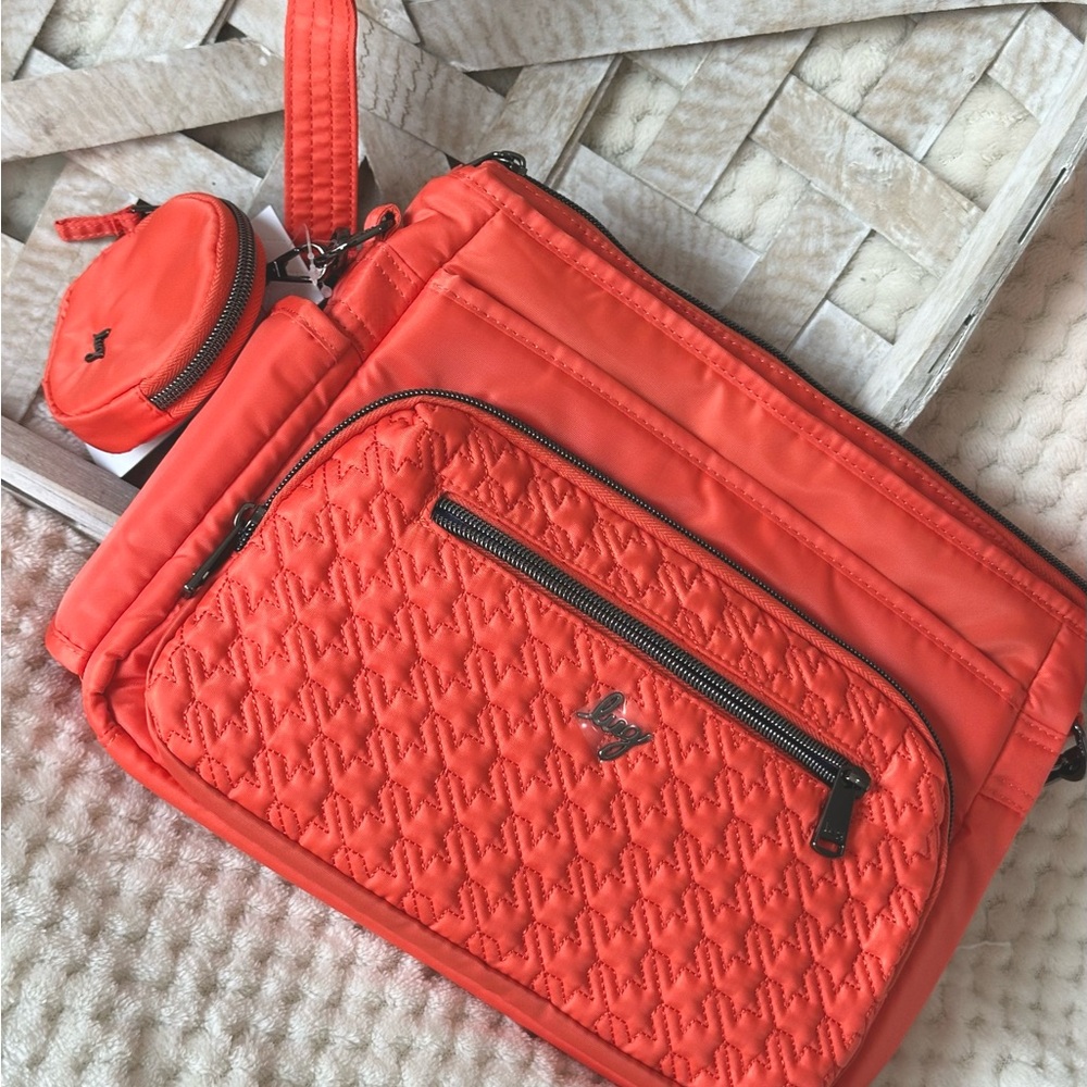 New with tags Lug papaya Orange shimmy se Quilted Crossbody Bag & pouch set